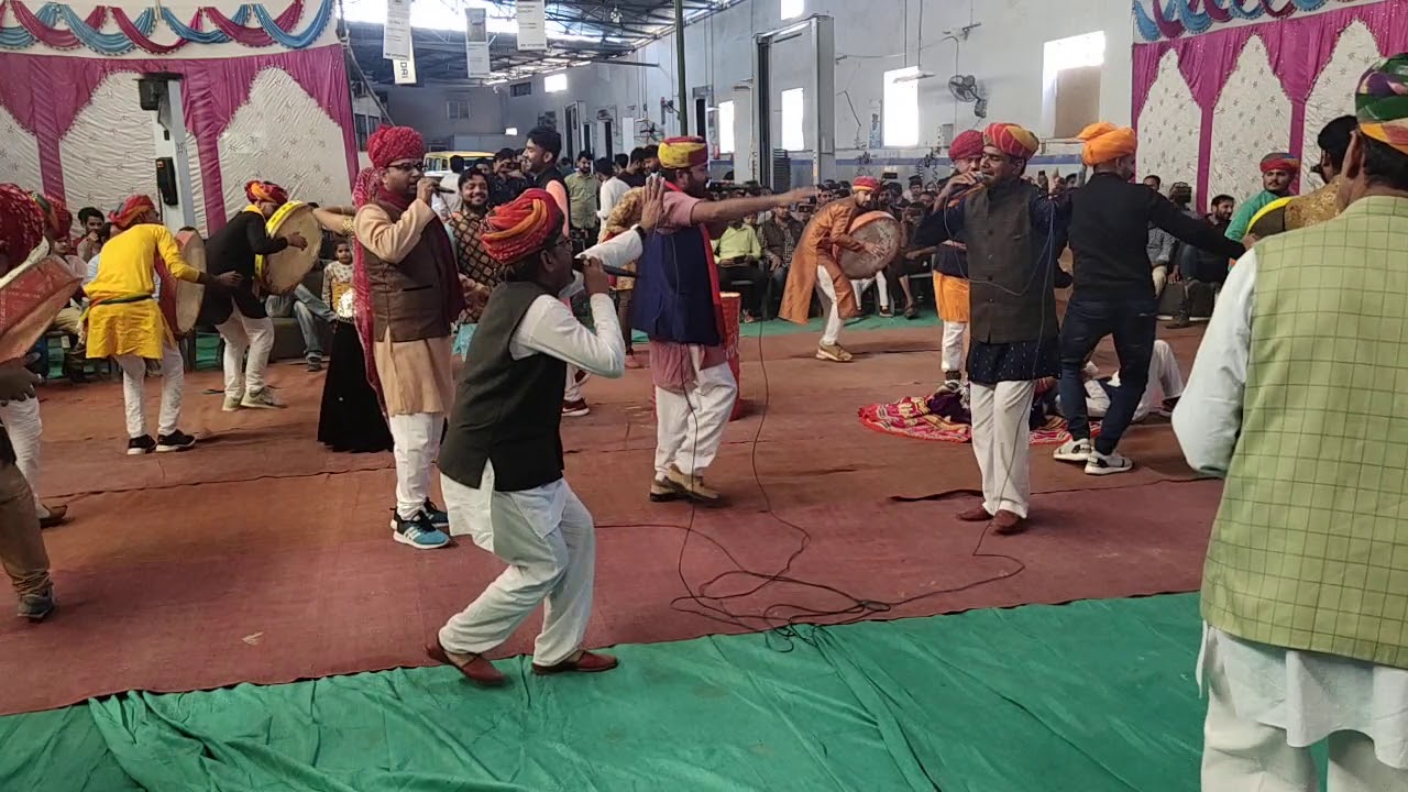 holi dhamal laxmangarh 2020 sikar shree ganga hyundai showroom  program  bansuri by vikash saini