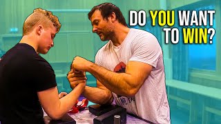 DEVON LARRATT Gives advice to BEGINNER armwrestler