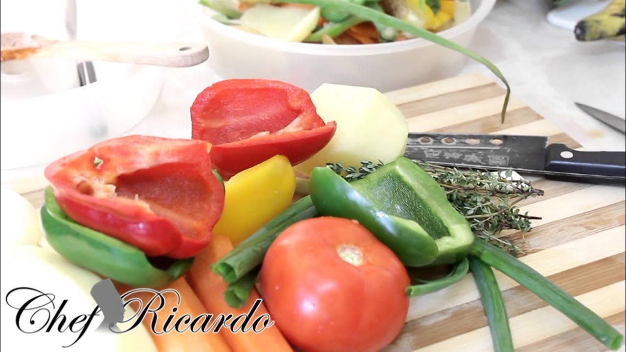 Brown Stew Chicken Served With Food Recipes By Chef Ricardo YouTube