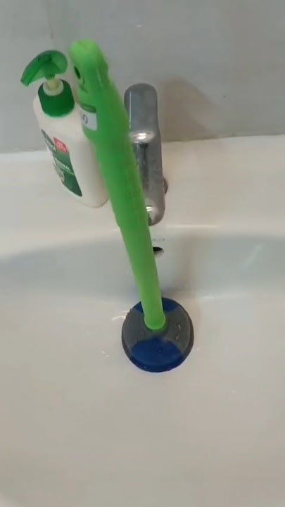 Download lagu Washbasin and Kitchen sink Soap water clean✨ || Before & After Transformation ✅ #washbasin #Clean