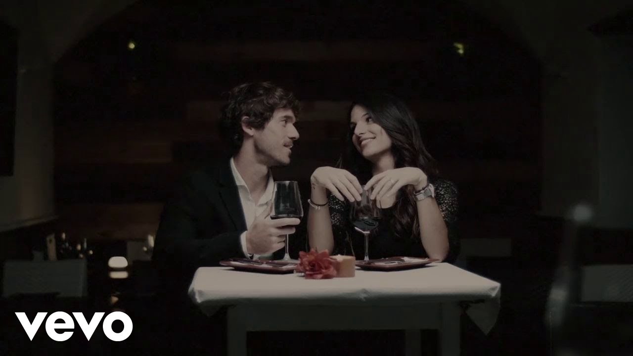 Watch Jasmin Stavros - Hej, Da Si Vino on YouTube Watch Jasmin Stavros - Hej, Da Si Vino on YouTube