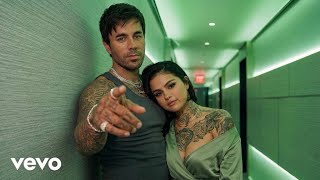 Enrique Iglesias x Selena Gomez – Bajo las Estrellas (2026 Extended Lyrics Music Video) screenshot 2