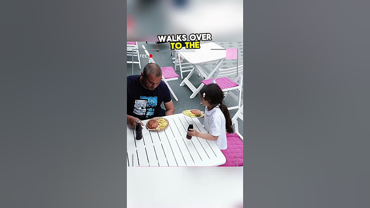 "A Heartwarming Act of Kindness Between Father and Daughter"😯#shorts