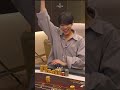 イケメンアイドル「チカ」が教えるバカラのコツ(feat.ハートシグナル)ㅣ꽃미남 아이돌 치카가 알려주는 바카라 팁 (feat.하트시그널) #shorts
