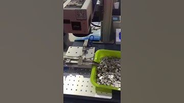 Fiber laser marking machine with auto feeder for USB connectors,metal material marking, engraver