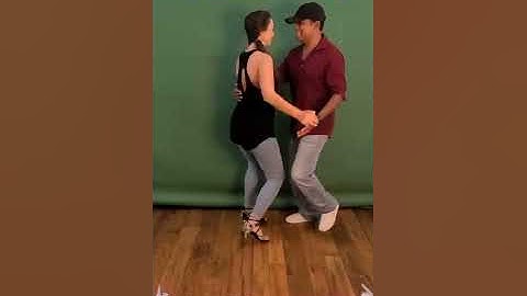Beginner Bachata Front and Back Cross Step | Bachata Dancing | Waldo y Jacqui