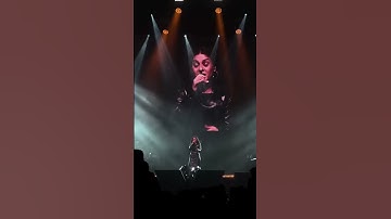 Thumbnail of Sunidhi Chauhan Singing Jind Mahi Song Live | Amrinder Gill #sunidhichauhan