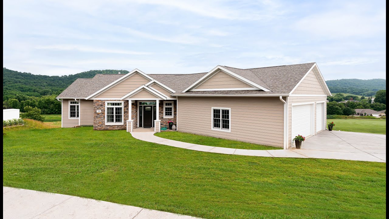 La Crosse Area Builders Association 2022 Parade of Homes Home 4 YouTube