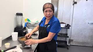 EL CAMAROGRAFO QUIERE QUE LA PRIMA SAQUE TODO SU TRABAJO @taquerialabonita9859 