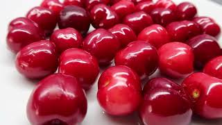 Eating 1 handful of cherries a day does these to your body