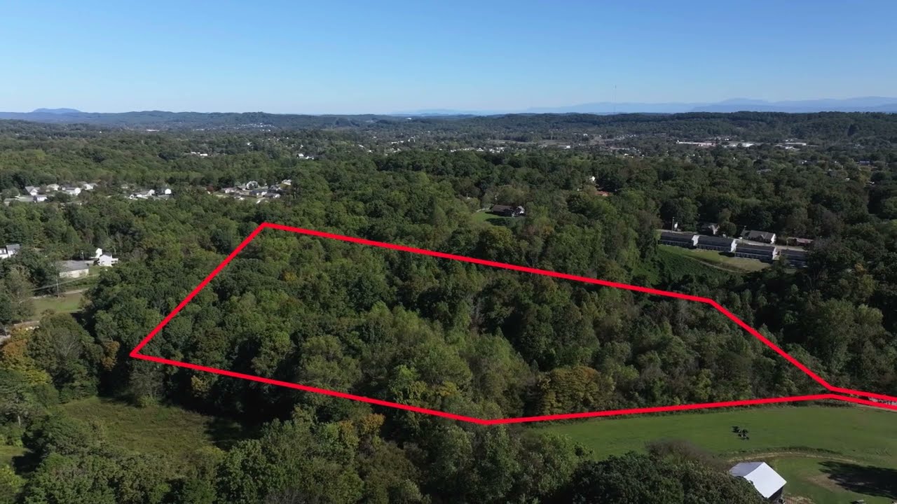 6.21 Acres of beautiful land in Powell TN