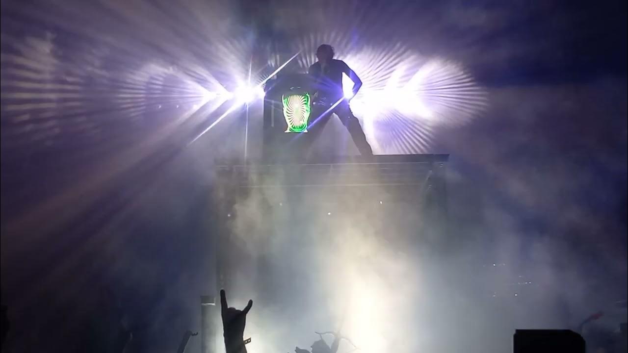 MGK live in Houston, TX Floor 13 YouTube