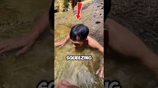 If Someone Squeeze Between Rock! DON'T TRY IT 😱