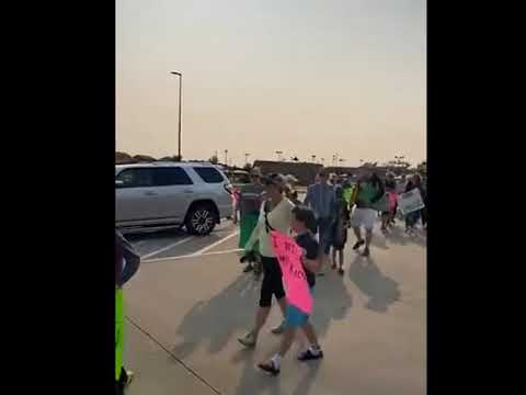 Ankeny parents protest