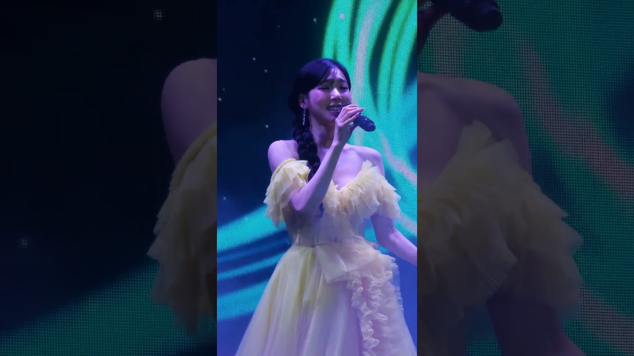 Light Up The Sky - Tiffany Young [Fan-Concert 2025 in HCMC]