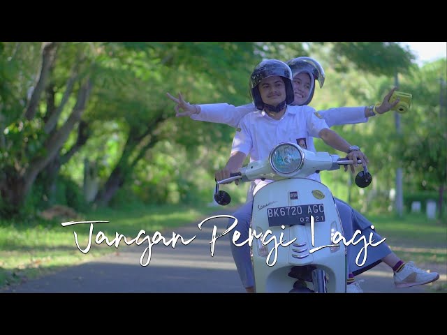 Nabila Taqiyyah - Jangan Pergi Lagi (Official Music Video) class=
