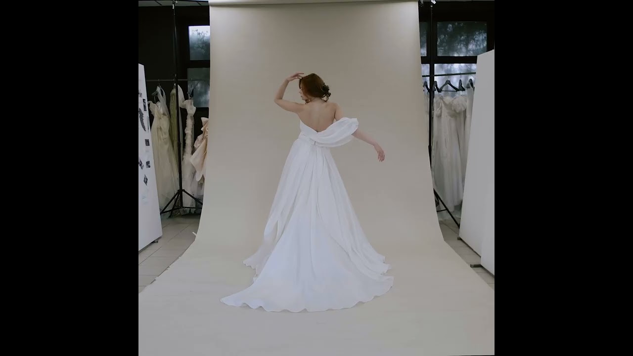 GRACE Bridal Dress in silk organza