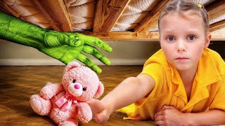 what s hiding dasha s bedroom funny shadow adventure kids