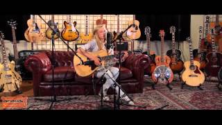 Billie Marten - Too Close (Alex Clare Cover) - Ont's Sofa Gibson Sessions chords