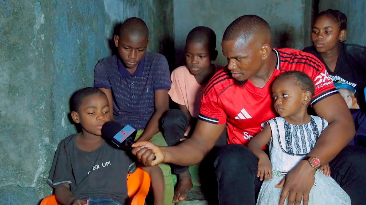 TAZAMA HISTORIA YA KUSIKITISHA YA MTOTO MGOGO YOHANA ANAEPAMBANIA ELIMU, FAMILIA NA MAISHA YAKE.