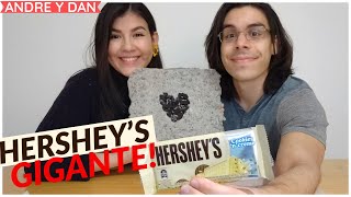 HERSHEY&#39;S COOKIES and CREAM GIGANTE || RECETA de HERSHEYS COOKIES AND CREME