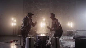 PLUDO - Haywire (Ableton Live Looping/Bucket Drumming)