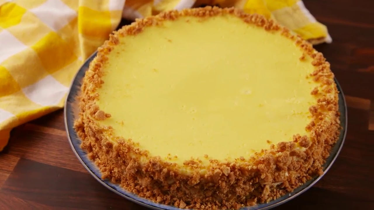 Khloé Kardashian Vs. Alton Brown Whose Cheesecake Is The BEST