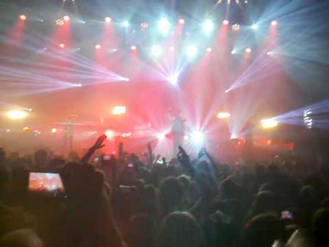 Max Herre & Cro - Fühlt sich wie fliegen an (Live in Stuttgart)
