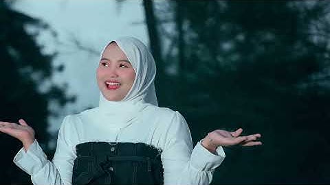 Clara ft Gustrian Geno - Cinta Dari Seberang (Official Music Video)