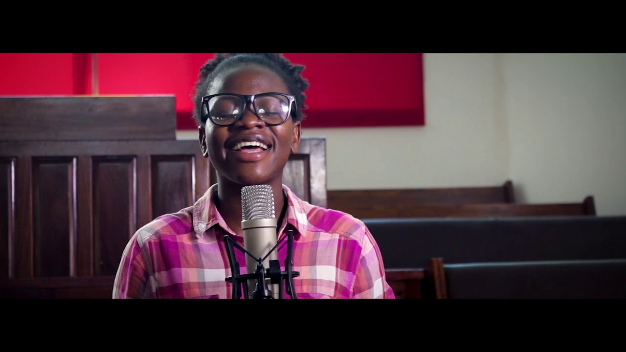 Akantsogoza Ndinkako by Harriet Meja