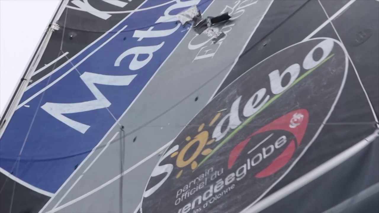 J47 : Fabrice Amedeo a pu réparer sa grand voile / Vendée Globe