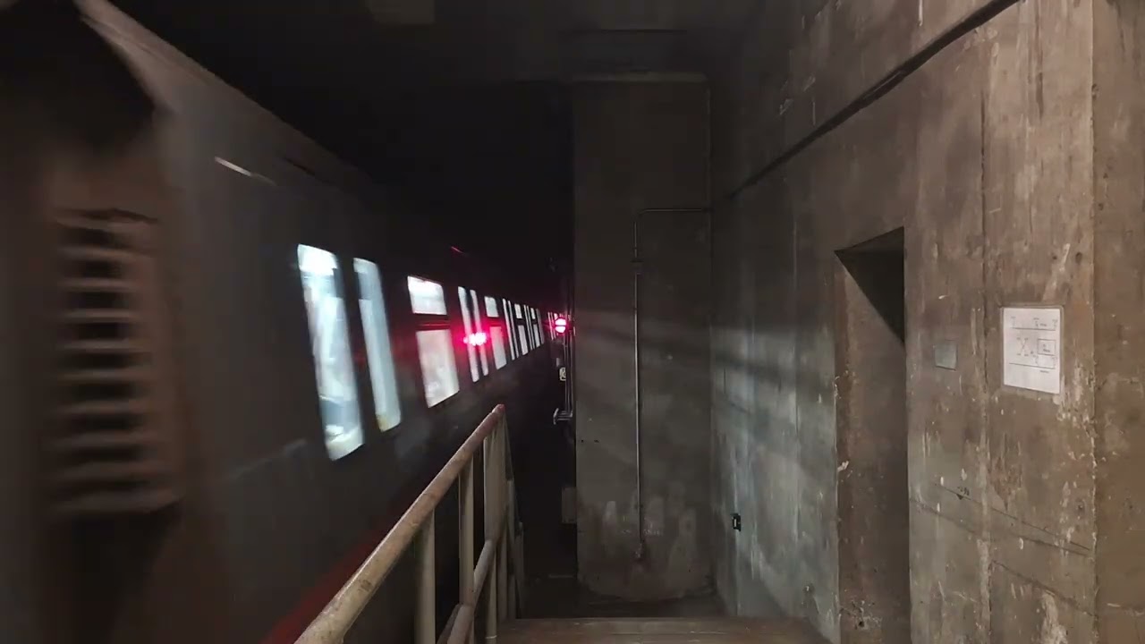 MTR Tung Chung Line CAF-Train V604/V804 Arrive Tung Chung Station Platform 2