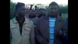 Amagenge Choir-Bawo Ndiyacela