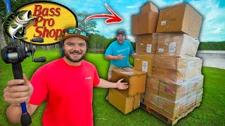 I Bought A Pallet Of BASS PRO SHOPS Fishing Returns For $1,500