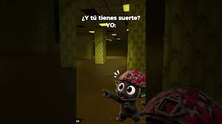 😱Entré a los Backrooms en Roblox y terminé huyendo de criaturas aterradoras👀 #backrooms #roblox