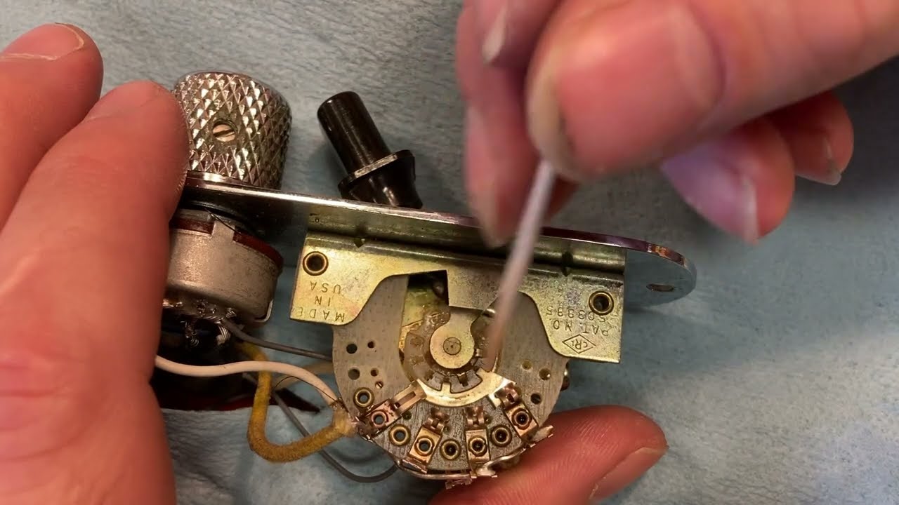 Fixing a Damaged or Worn Fender Switch - YouTube