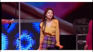 blackpink playing with fire concert jennie facecam @BLACKPINK