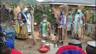 AMAWELE OOFAKU - IZIXHOBO ZEGQIRHA