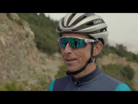 Vídeo: Alberto Contador estableix un nou rècord a l'Everesting