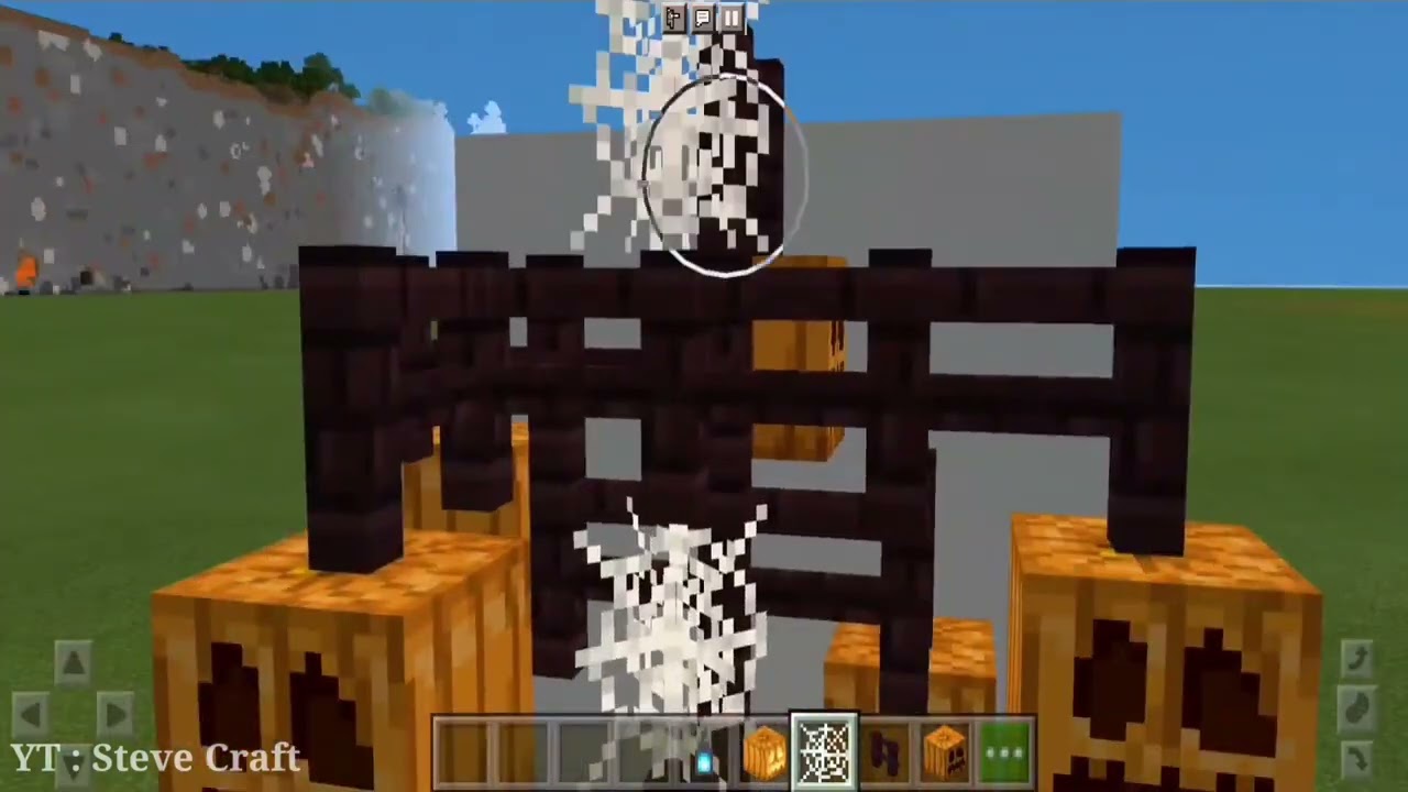 10+ Halloween Build Hacks & Designs In Minecraft PE