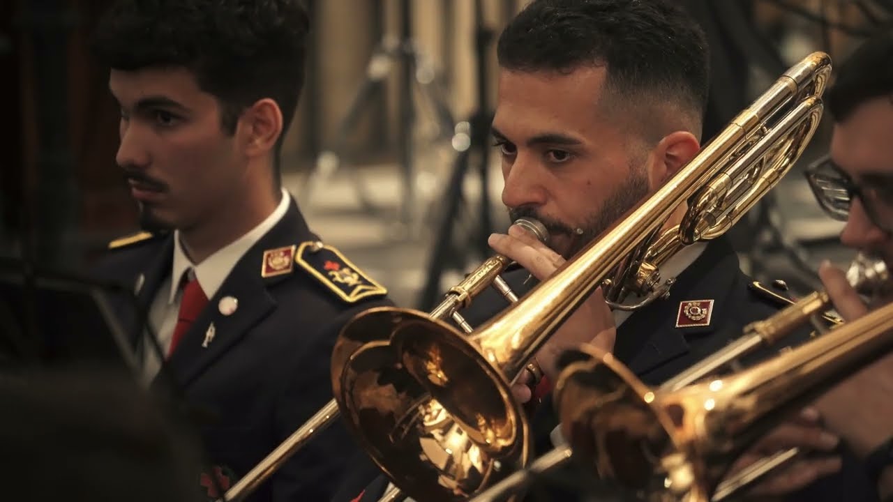 [4K] Candelaria, luz de Sevilla (David Segado) | Banda Cruz Roja | Concierto Redención