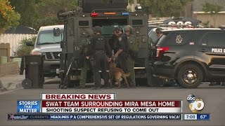 Man barricades himself in Mira Mesa home, prompts SWAT standoff