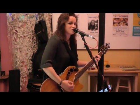 Thunderstruck Acoustic
