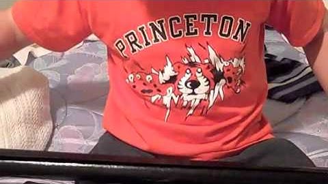 KNIGHTSOFTHEGOLDENHELM make a LARP shield and sword