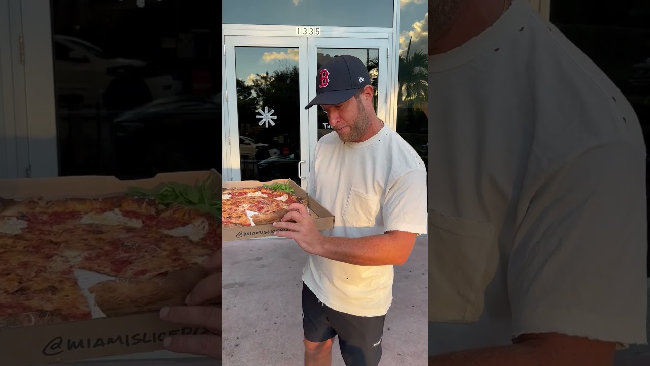 Dave Portnoy Tries Amazing Miami Pizzeria With A Slice Bar