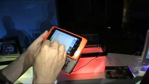 Testing Compal KAX15 UMPC a bit more