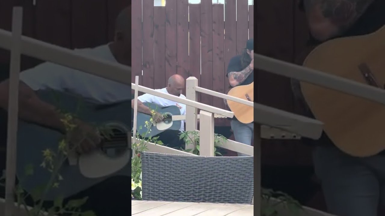 Jonathan Tibbetts (Can’t Help Falling In Love Cover) Live at Boomer’s Classic Rock Bar and Grill