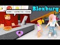 Can Baby Goldie Get A Job in Bloxburg? Roblox Roleplay with titi Games