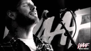 Download lagu Stone Sour - Hesitate (acoustic)