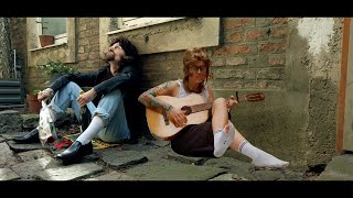 Video thumbnail of "Julia Anna - Prolo (Offizielles Musikvideo)"